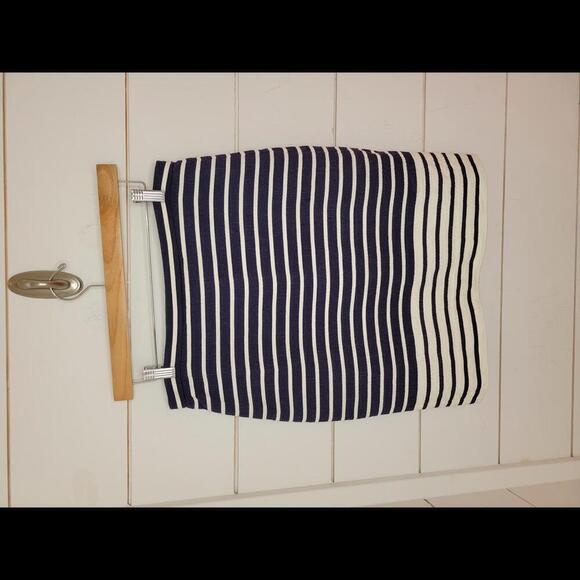 J Crew size 6 navy blue & white stripe pencil skirt - Picture 1 of 3